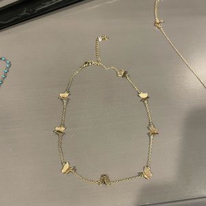 Butterfly choker